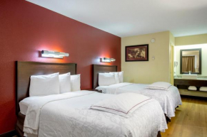 Отель Red Roof Inn PLUS+ Chicago - Willowbrook  Уиллоубрук